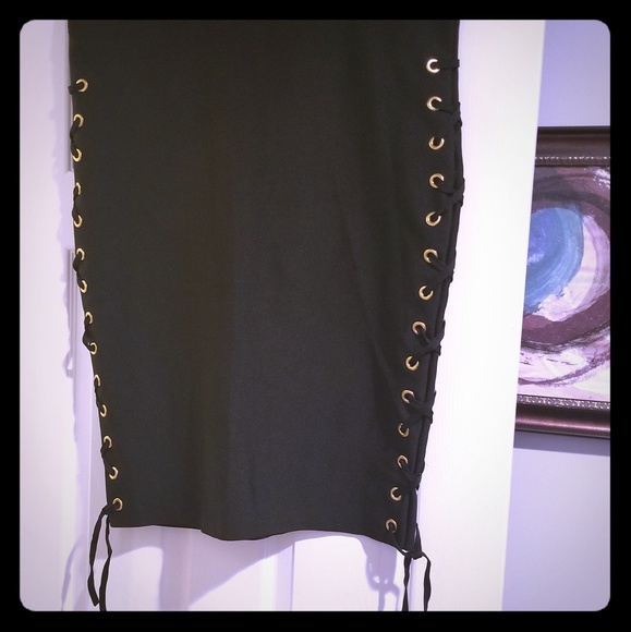 Fashion Nova Dresses & Skirts - 🔥NWT Plus Size Fashion Nova Bodycon Skirt